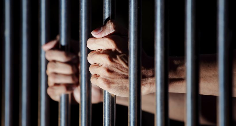 Couple and Accomplices Remanded in Custody for Illicit Medicine Charges